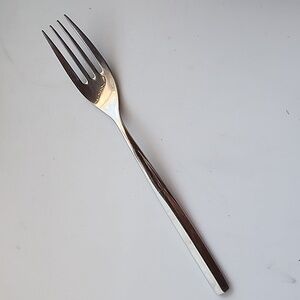 Guy Degrenne, Guest Star Stainless Serving Fork. 10"